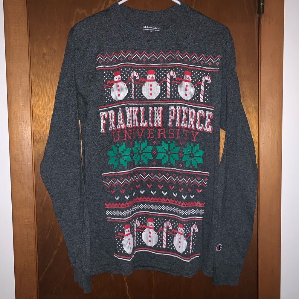 Women’s S CHAMPION Gray FRANKLIN PIERCE UNIVERSITY L/S Christmas Tee Shirt NWOT